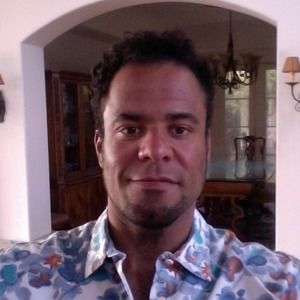 Meet your Posher, Aluma